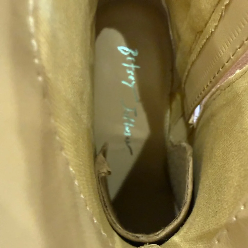 Betsey Johnson NWT Sz 6 Sparkling Crystal Heeled Western Boots (SH096) - Picture 12 of 14